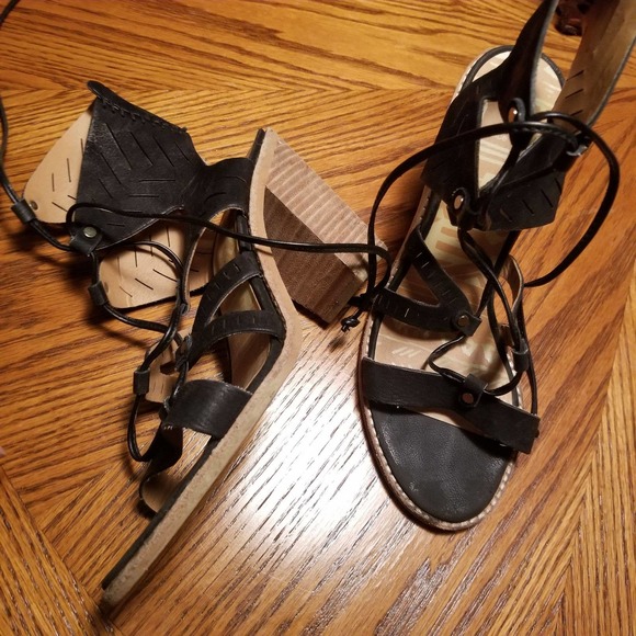 Dolce Vita Luci Black Gladiator Heel Sandals - Picture 1 of 10